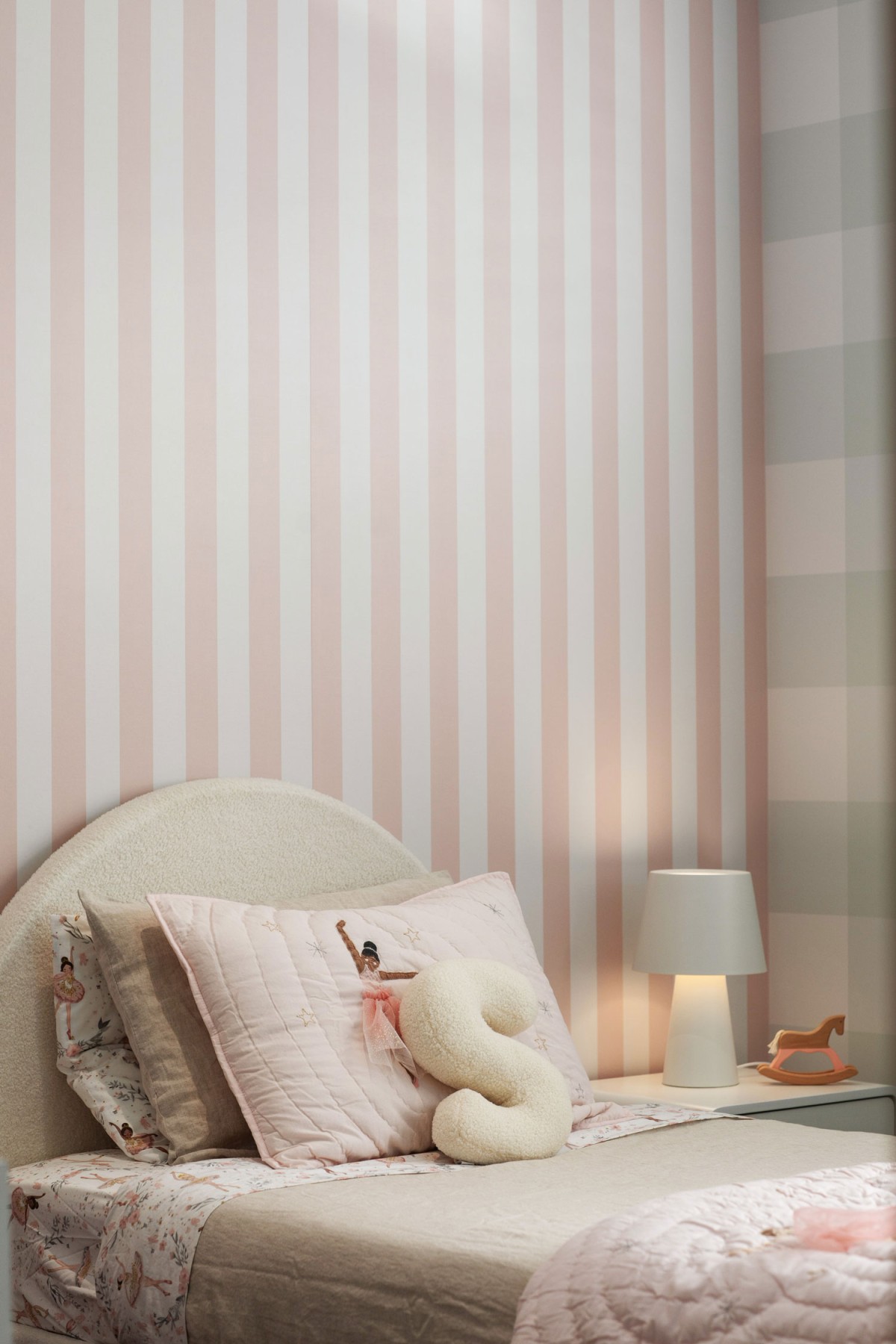 Vertical Stripe 60mm - Blush | WALLPAPER
