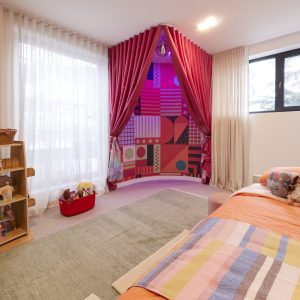 H2 R9 - Double Bedroom Leah _ Ash_01