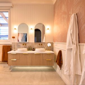 H4-RM3-Master-Ensuite--Dylan-&-Jenny_Australian-Ferns---Linen_01