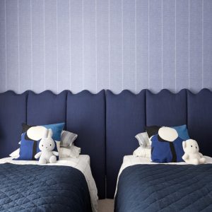 H6 Rm9 Guest bed Ensuite BLUE Scott Cam-303