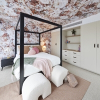 Distressed Floral - Rose Wallpaper - Grafico Melbourne