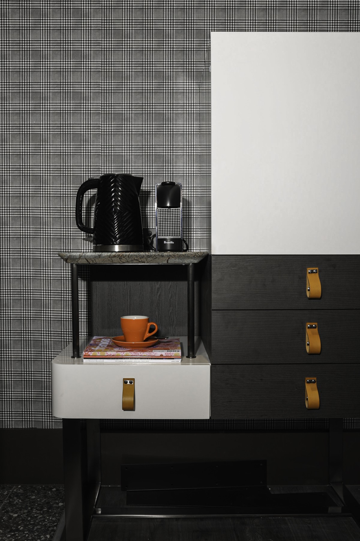 Houndstooth - Black Wallpaper - Grafico Melbourne