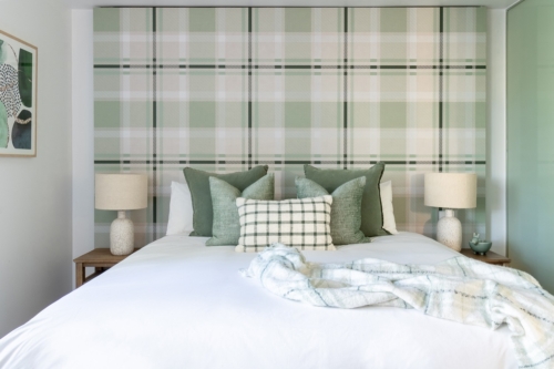 Plaid - Bone & Sage Green Wallpaper - Grafico Melbourne